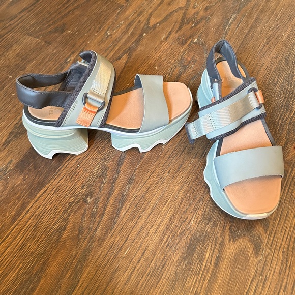 SOREL Kinetic Impact Slingback Heel Sandal Size 5.5- Like New Condition - Picture 7 of 12